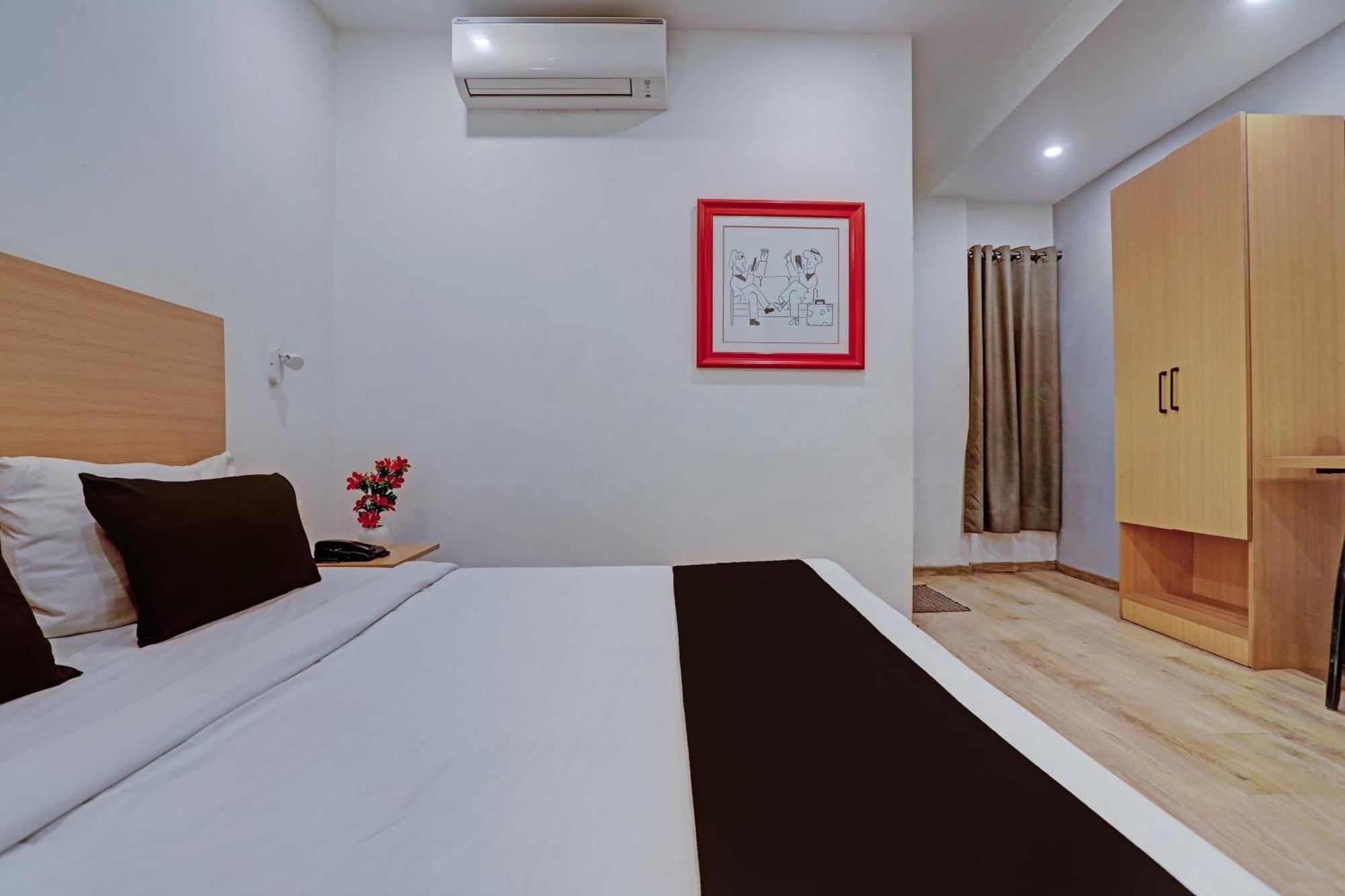 Townhouse Near Secunderabad Railway Station, Yashoda Hospital, Patny Centre Buitenkant foto